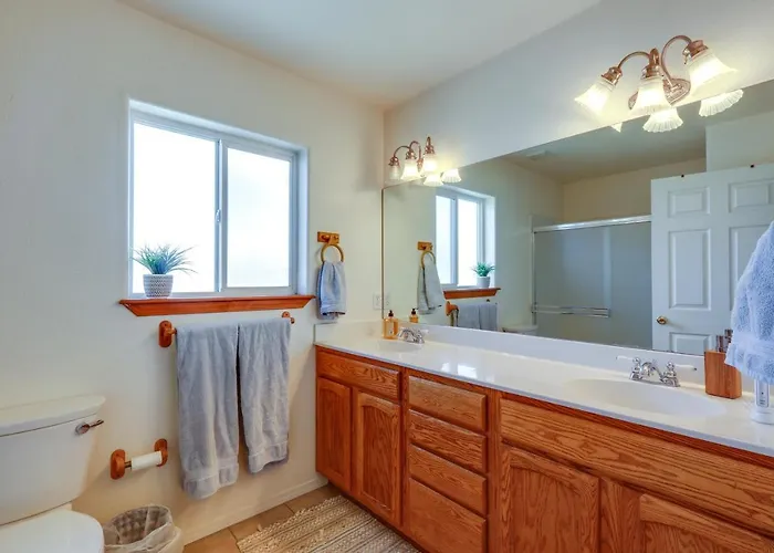 Holiday home Flagstaff W/ Hot Tub & Mountain Views