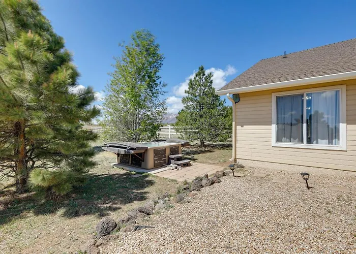 Flagstaff W/ Hot Tub & Mountain Views Elden Pueblo